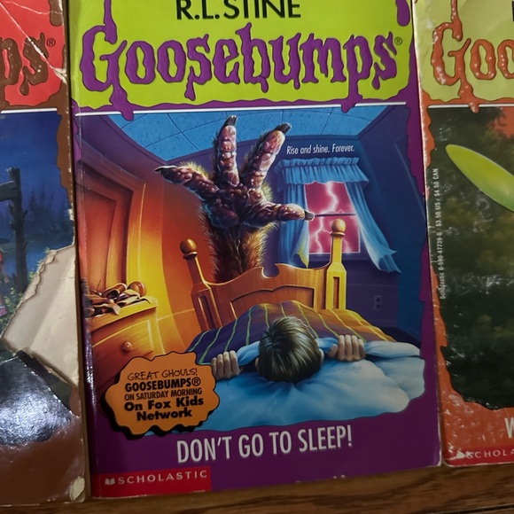 RL Stine, goosebumps books lot of 10 ￼ - Picture 10 of 13